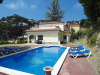 Vakantiehuizen Costa Brava Spanje - Villa Paris - Zwembad Vakantiehuizen Costa Brava Spanje - Villa Paris - Zwembad