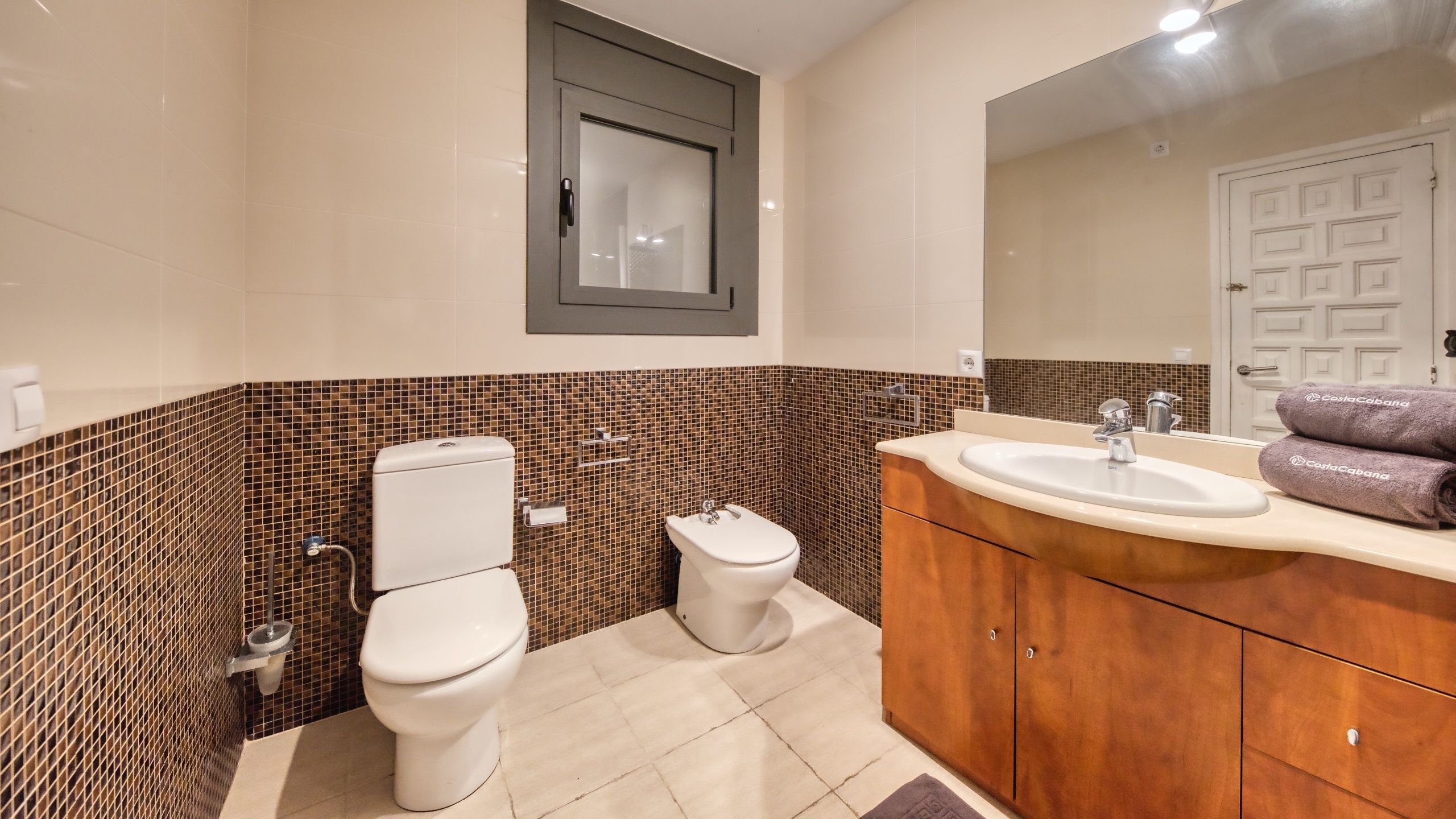 Vakantievilla's Costa Brava Spanje - Villa Jaruco - Badkamer