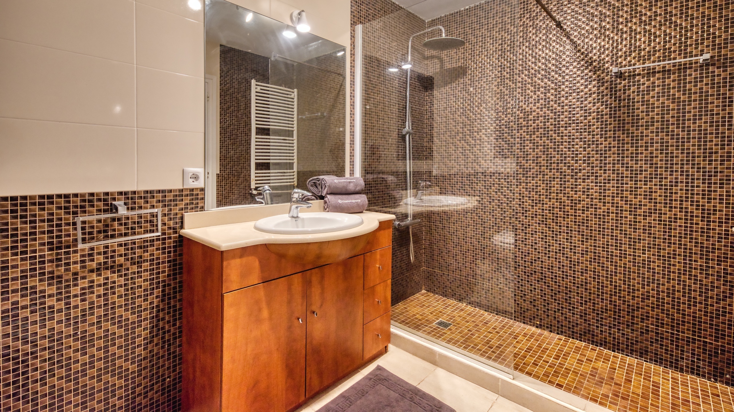 Vakantievilla's Costa Brava Spanje - Villa Jaruco - Badkamer