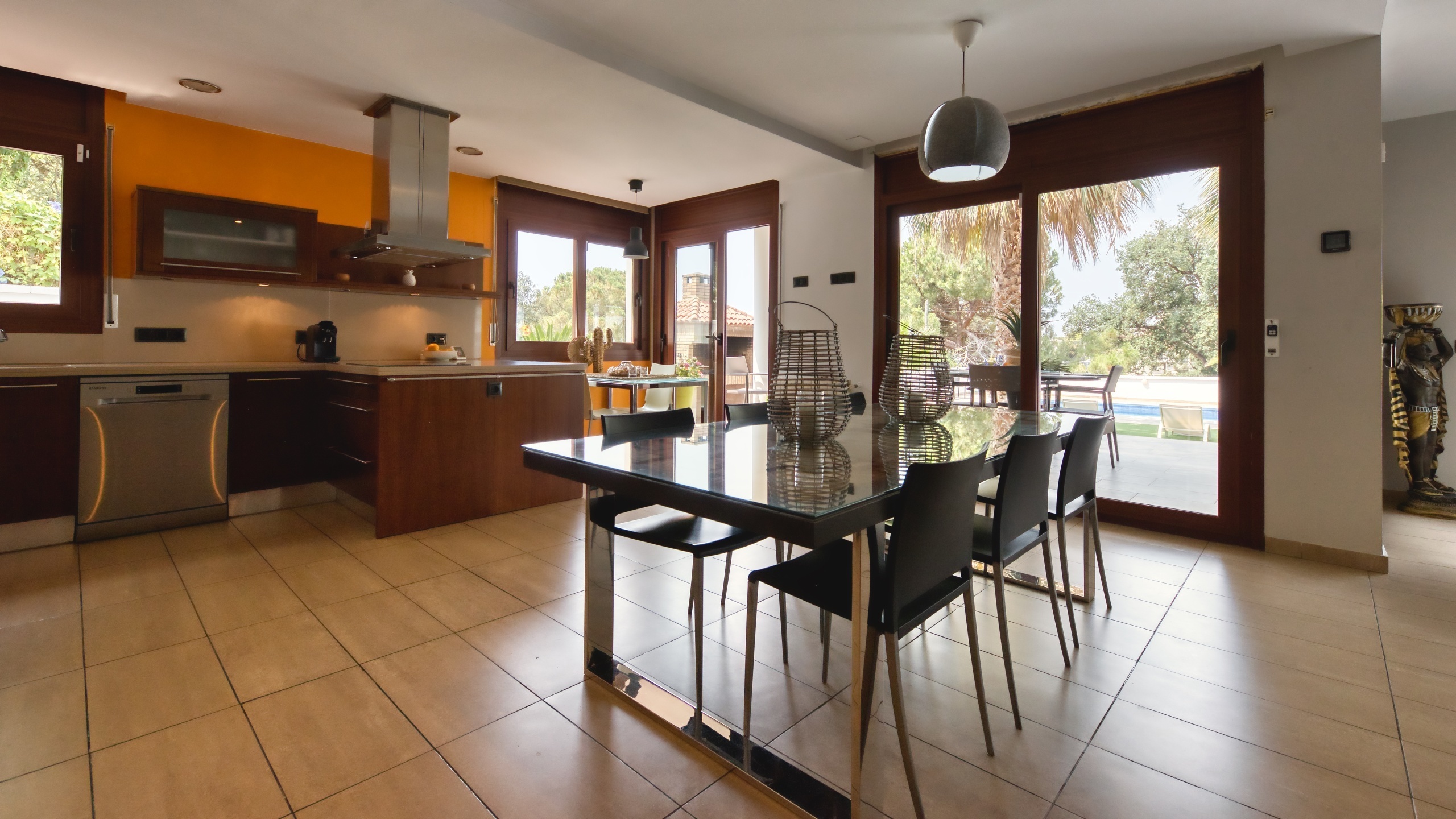 Vakantievilla's Costa Brava Spanje - Villa Marcella - Eethoek