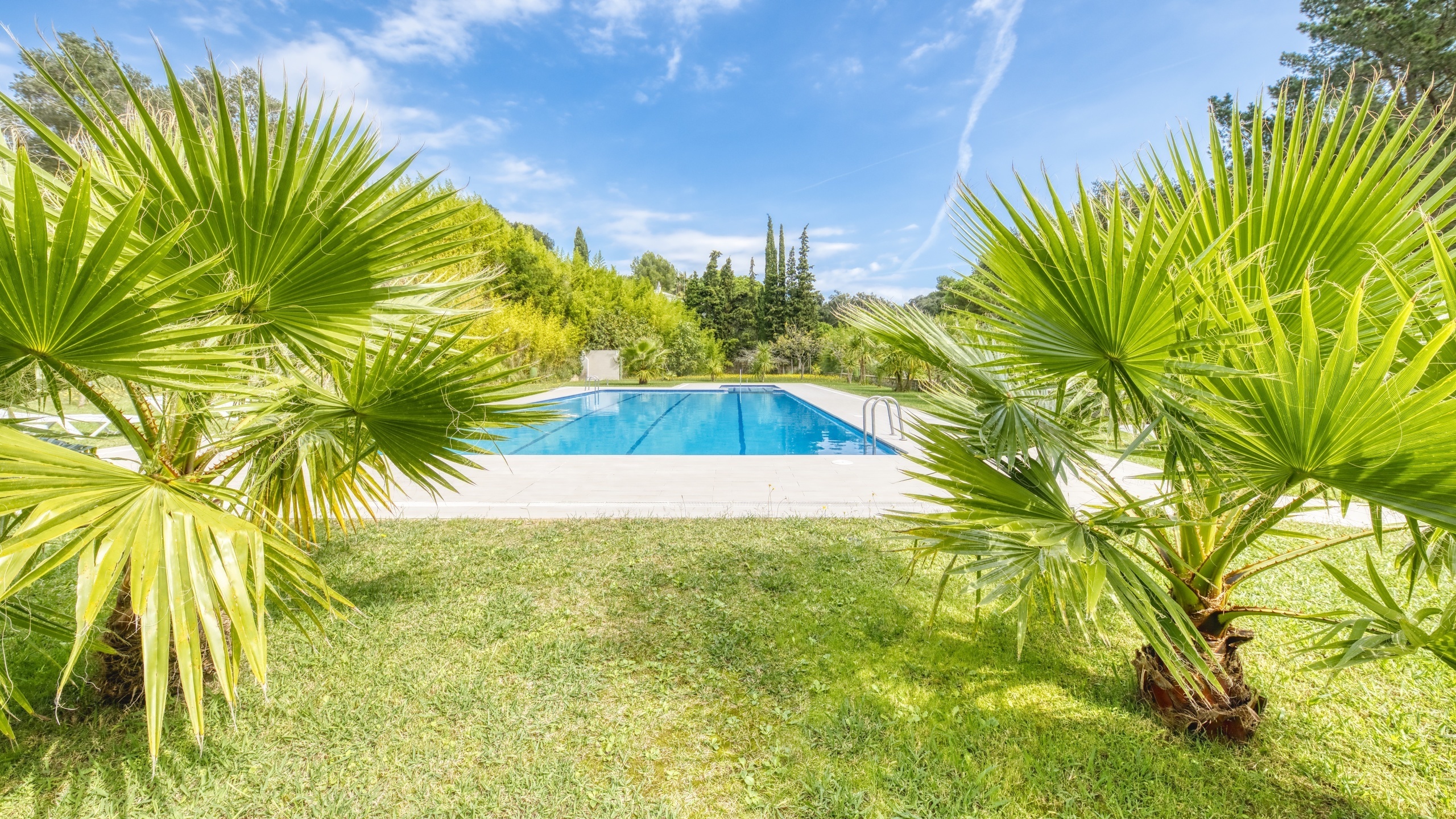 Vakantievilla's Costa Brava Spanje - Villa Lloret - Gemeenschappelijk zwembad