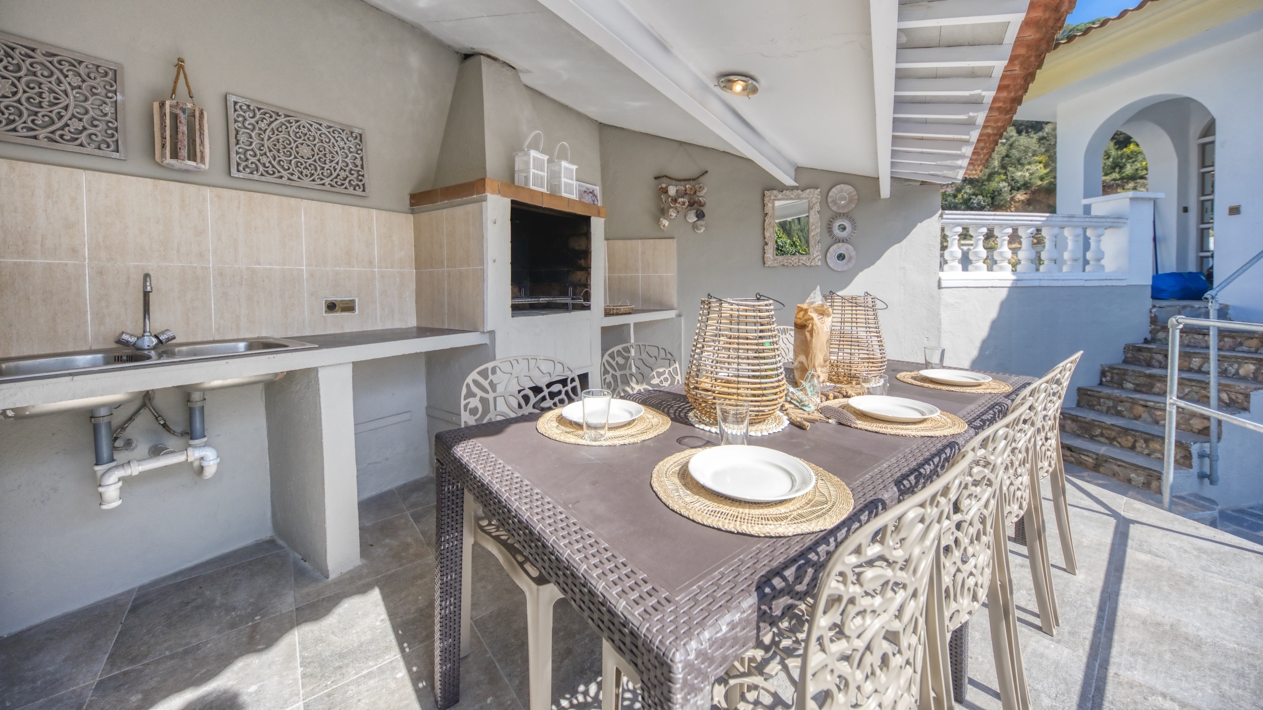 Vakantievilla's Costa Brava Spanje - Villa Rosa - BBQ gebied