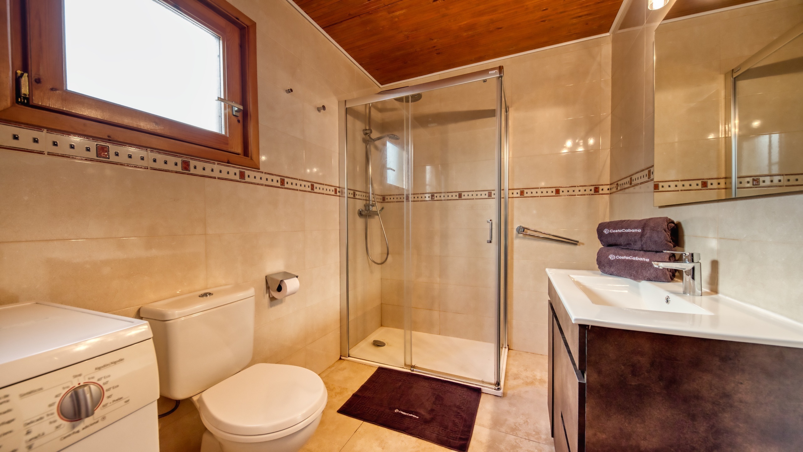Vakantievilla's Costa Brava Spanje - Villa PrimaDonna - Badkamer
