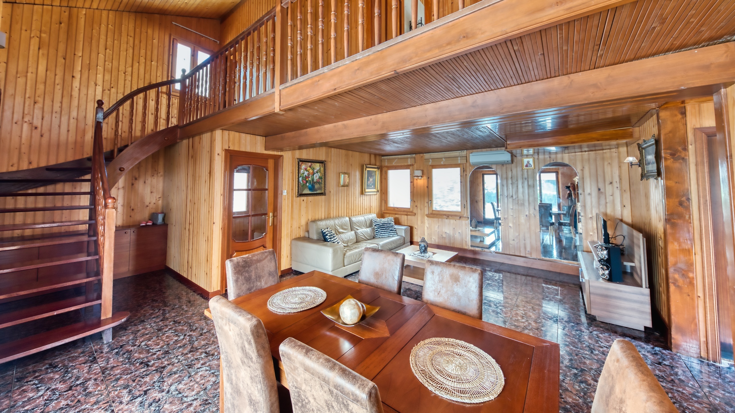 Vakantievilla's Costa Brava Spanje - Villa PrimaDonna - Eethoek