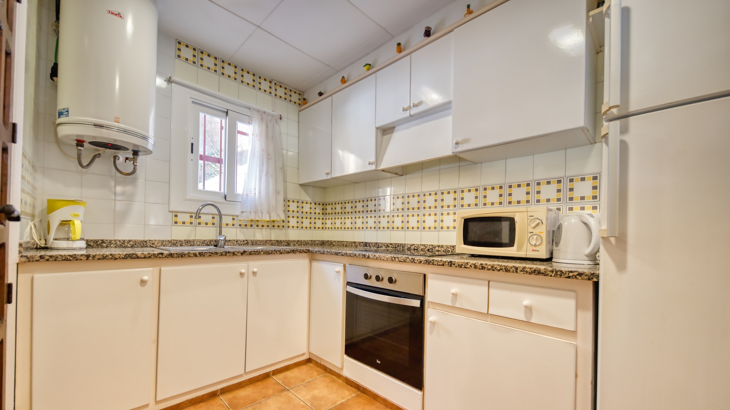 Vakantievilla's Costa Brava Spanje - Villa Blanca - Keuken