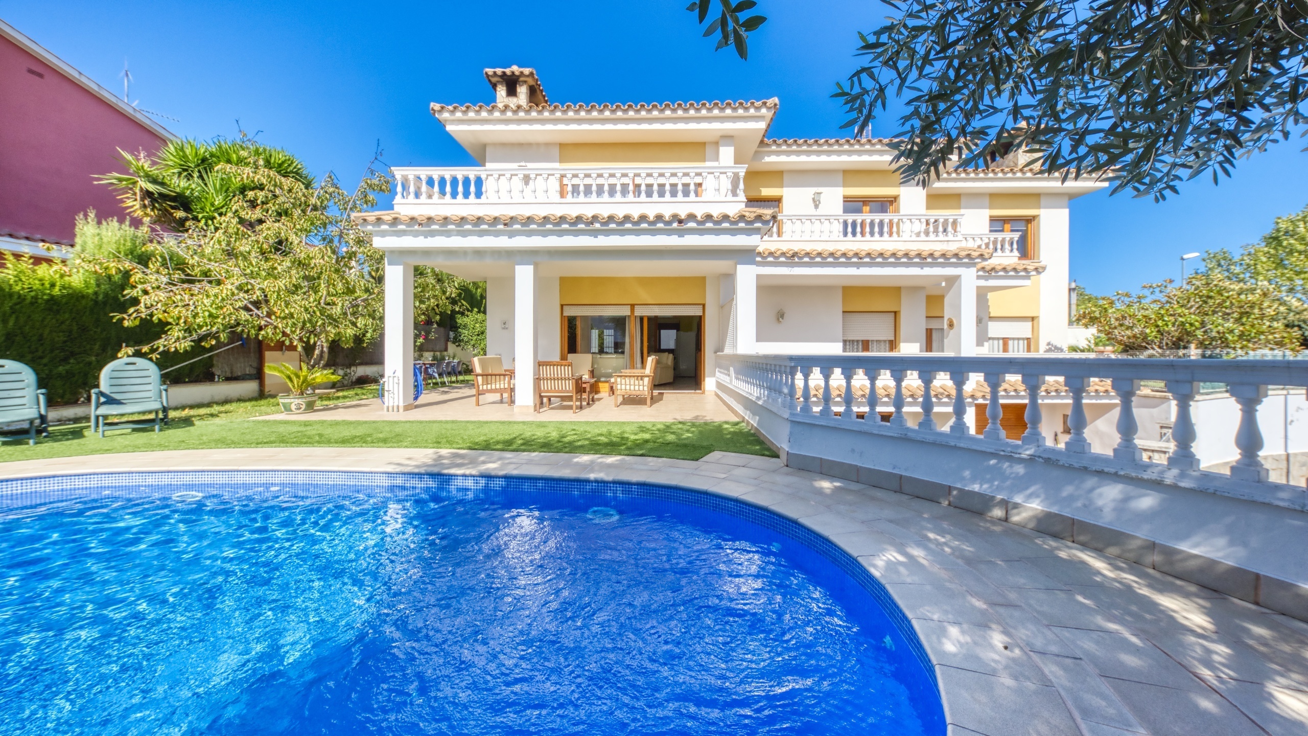 Vakantievilla's - Costa Brava - Spanje - Villa Baileys - Zwembad