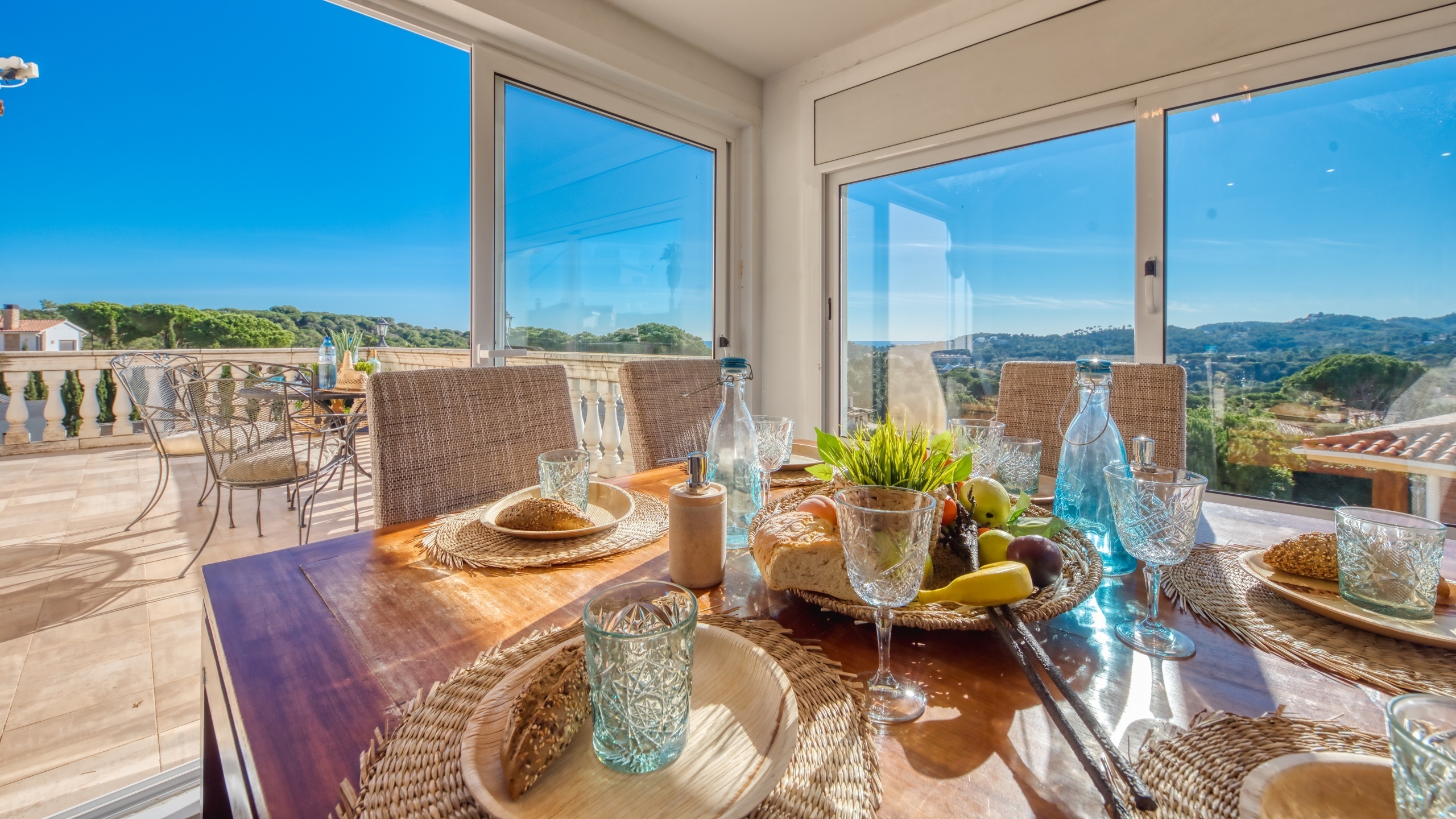 Vakantievilla's Costa Brava Spanje - Villa Madonna - Eethoek