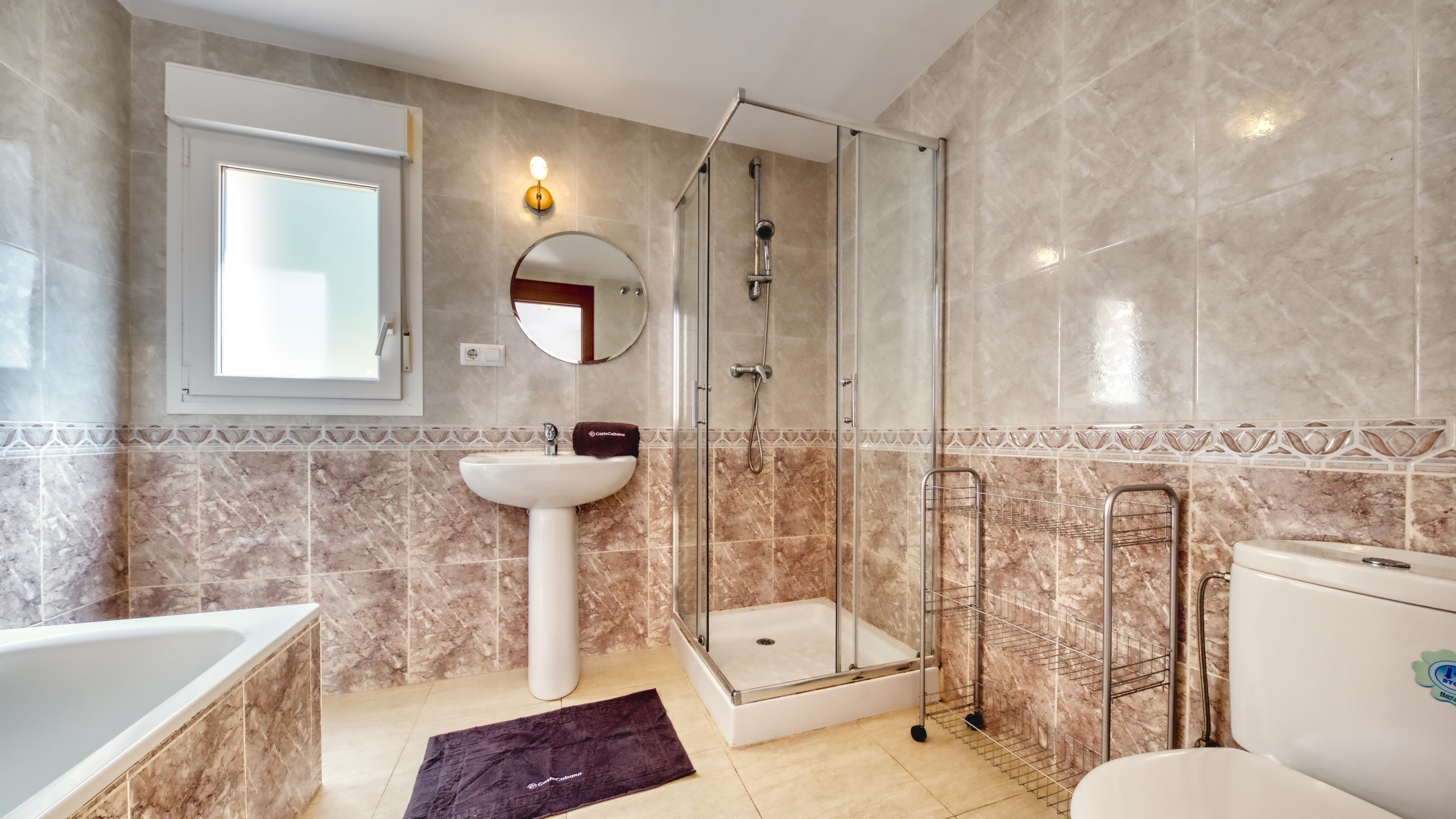 Vakantievilla's Costa Brava Spanje - Villa Esmee - En-suite badkamer 