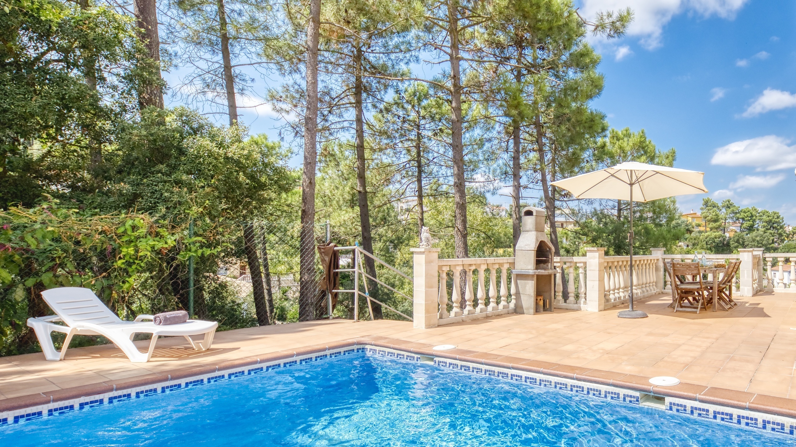 Vakantievilla's Costa Brava Spanje - Villa Esmee - Zwembad