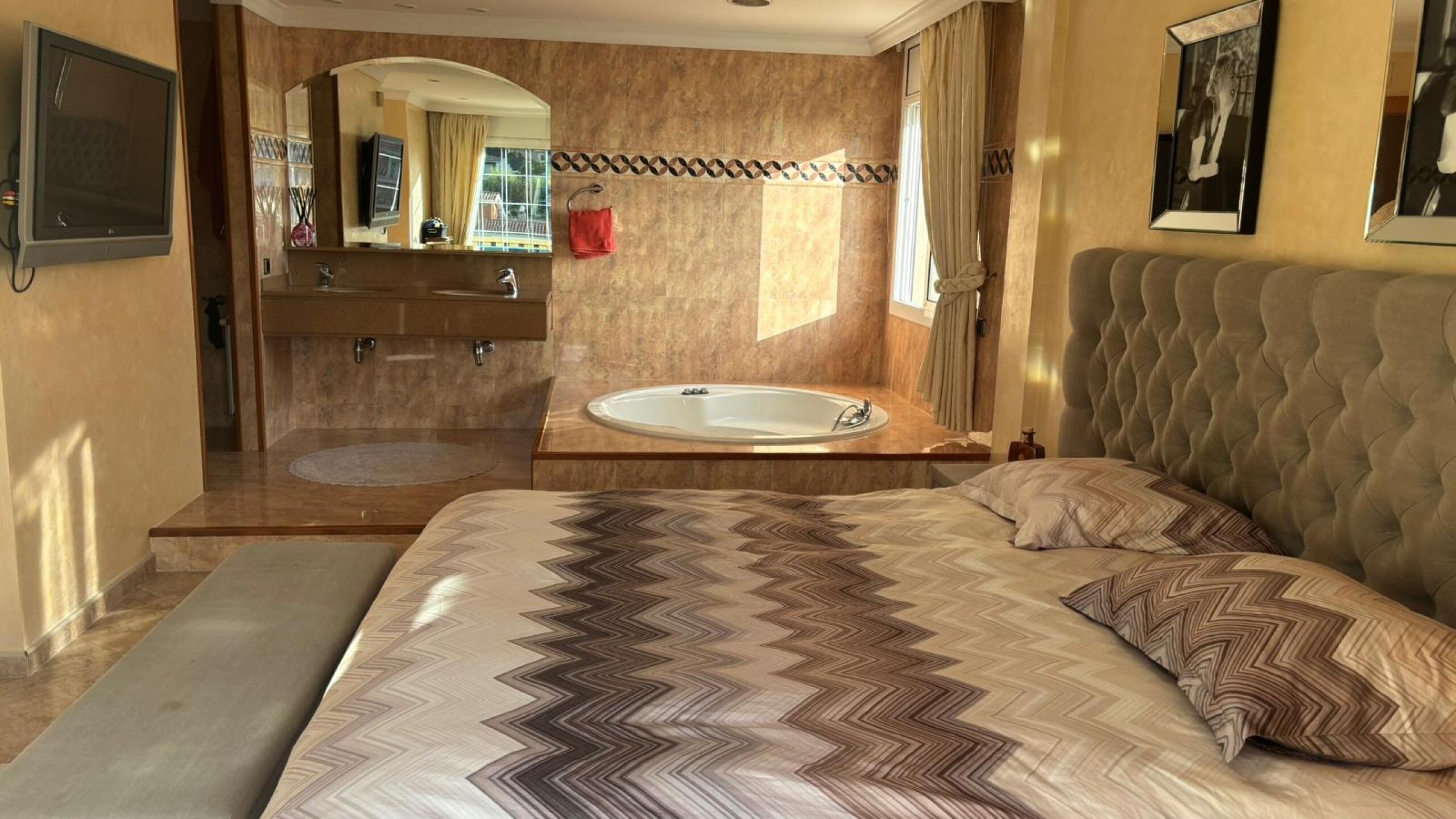 Vakantievilla's Costa Brava Spanje - Villa Lorena - Hoofdslaapkamer