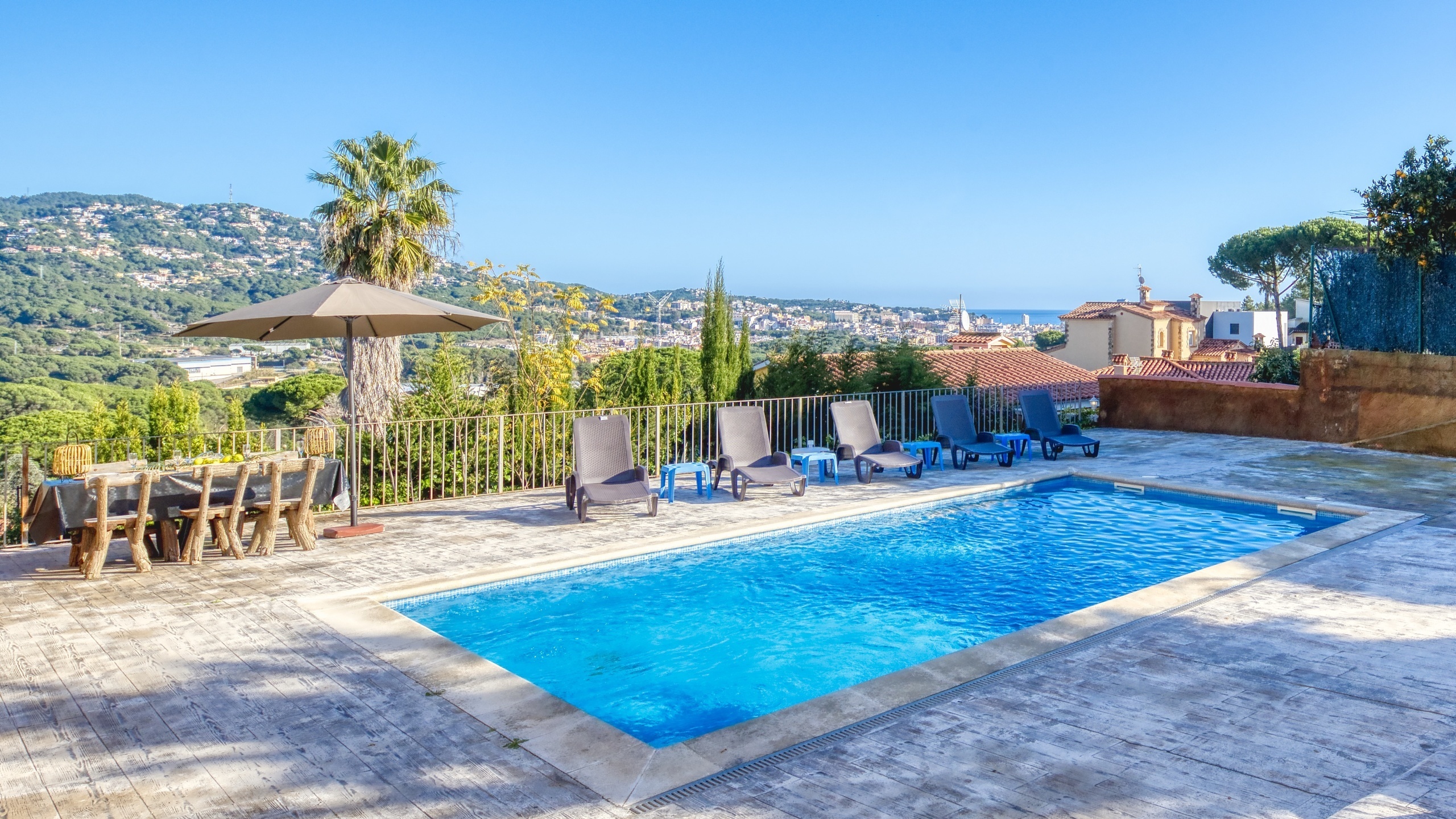 Vakantievilla's Costa Brava Spanje - Villa Abigail - Zwembad