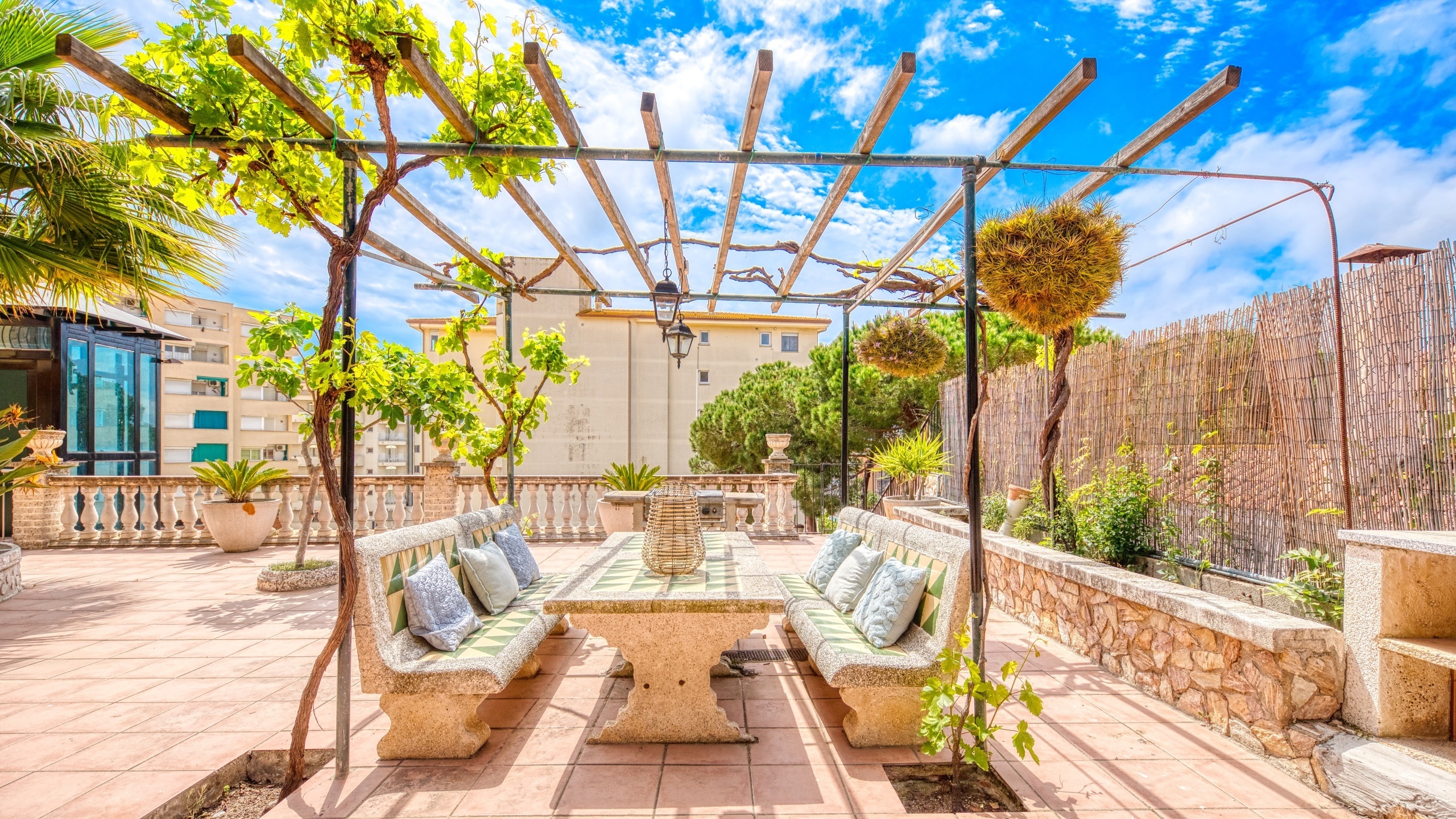 Vakantievilla's Costa Brava Spanje - Villa Dolce Vita - BBQ gebied
