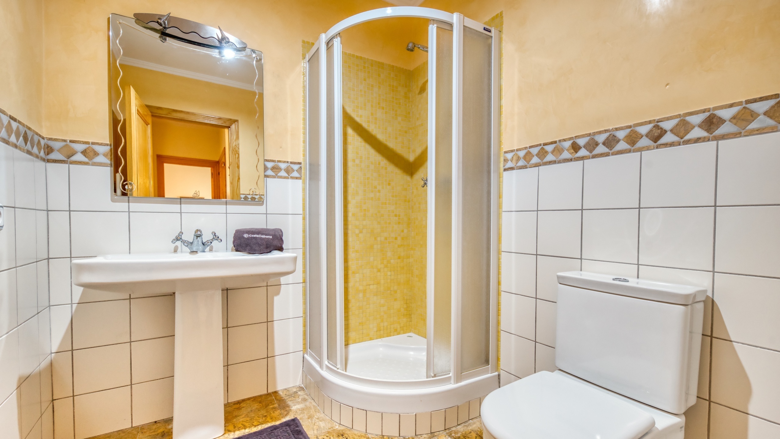 Vakantievilla's Costa Brava Spanje - Villa Cleo - Badkamer