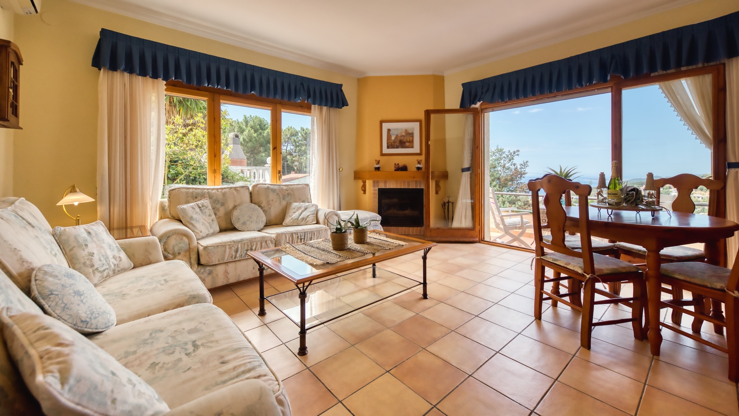 Vakantievilla's Costa Brava Spanje - Villa Cleo - Woonkamer