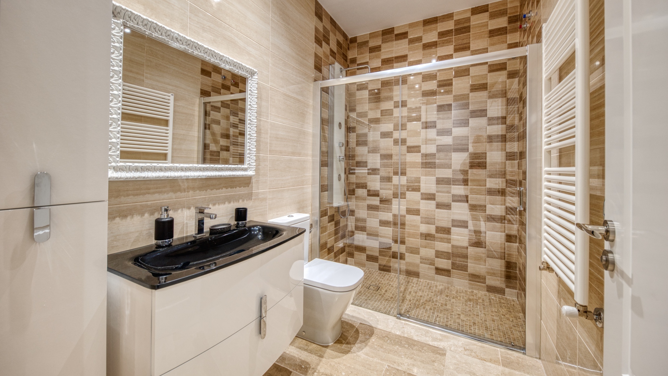 Vakantievilla's Costa Brava Spanje - Villa Madison - Badkamer
