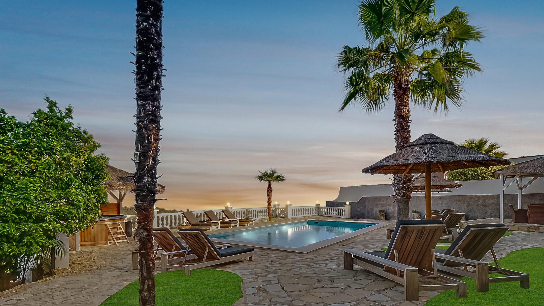 Vakantievilla's Costa Brava Spanje - Villa Tropicana - Zwembad