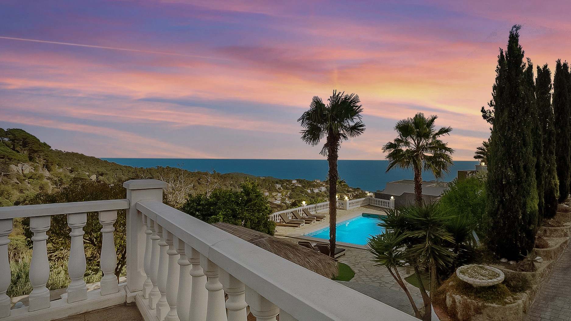 Vakantievilla's Costa Brava Spanje - Villa Tropicana - Zwembad