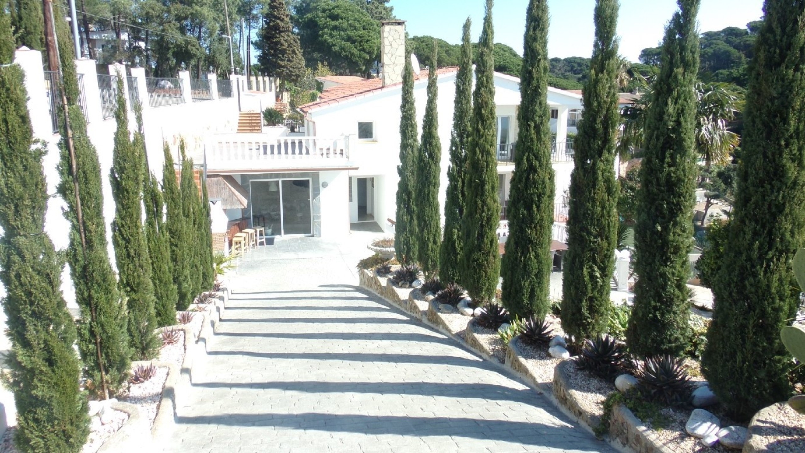 Vakantievilla's Costa Brava Spanje - Villa Tropicana - Villa buiten
