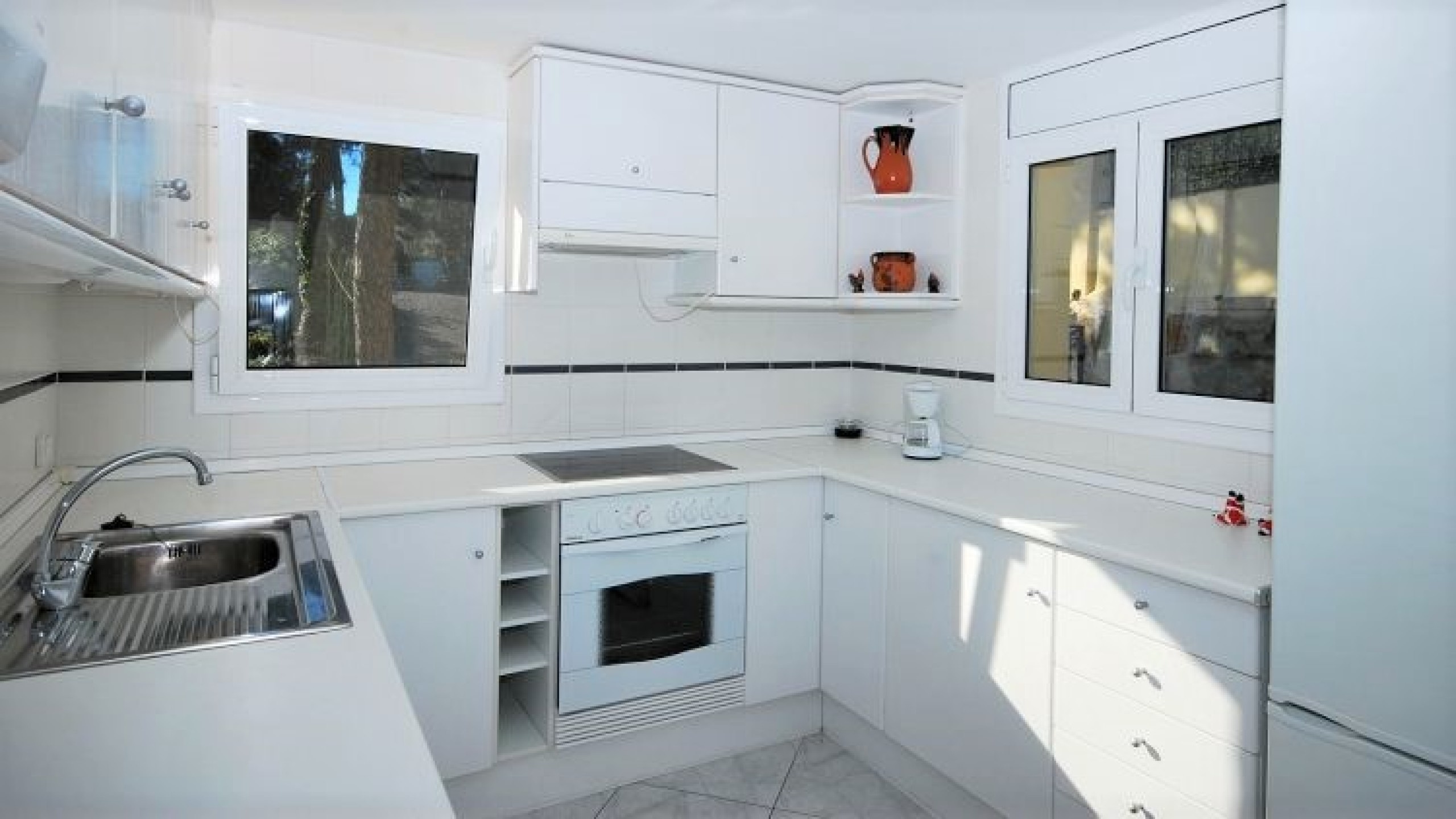Vakantievilla's Costa Brava Spanje - Villa Tropicana - Keuken
