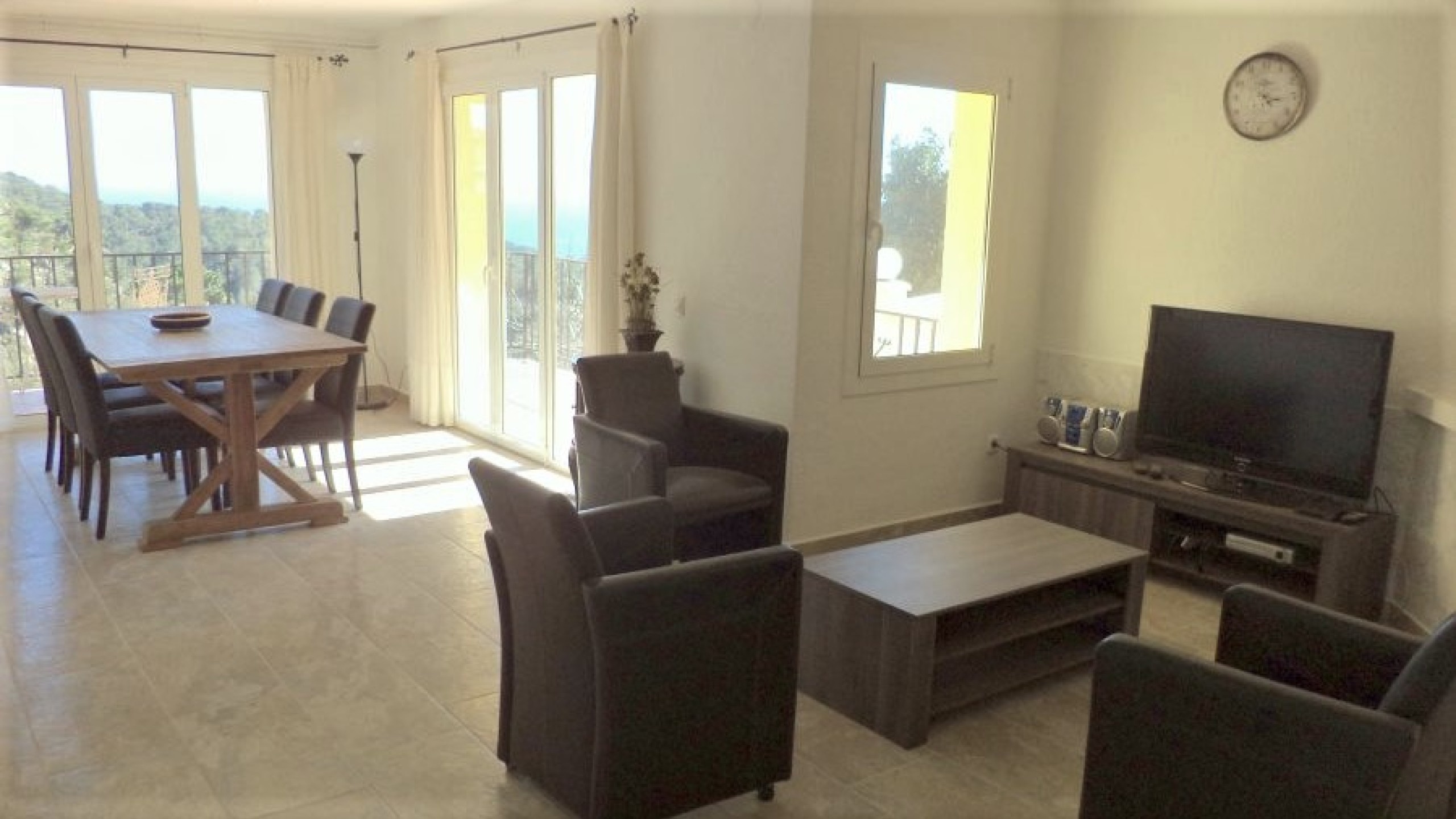 Vakantievilla's Costa Brava Spanje - Villa Tropicana - Woonkamer