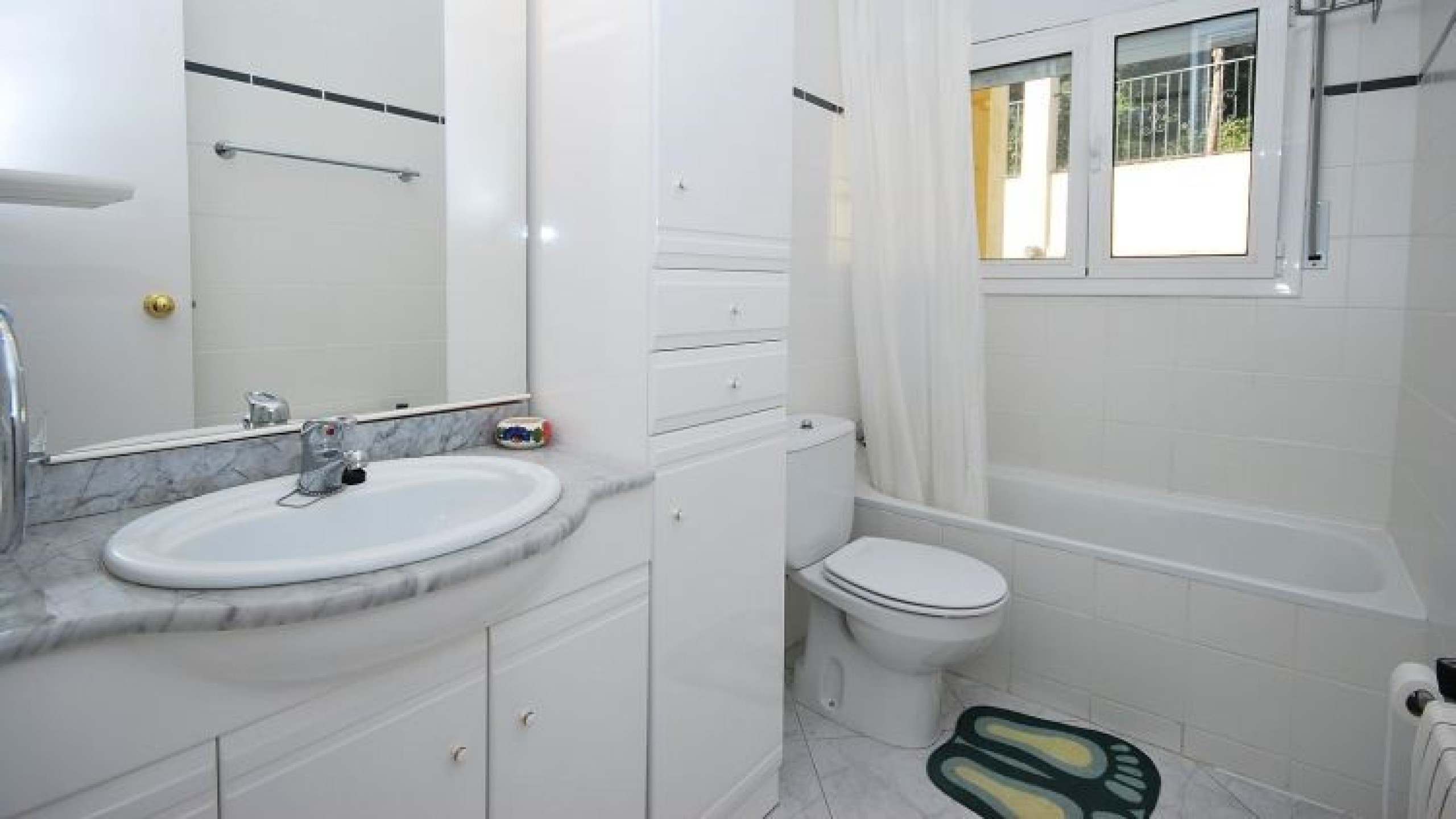 Vakantievilla's Costa Brava Spanje - Villa Tropicana - Badkamer