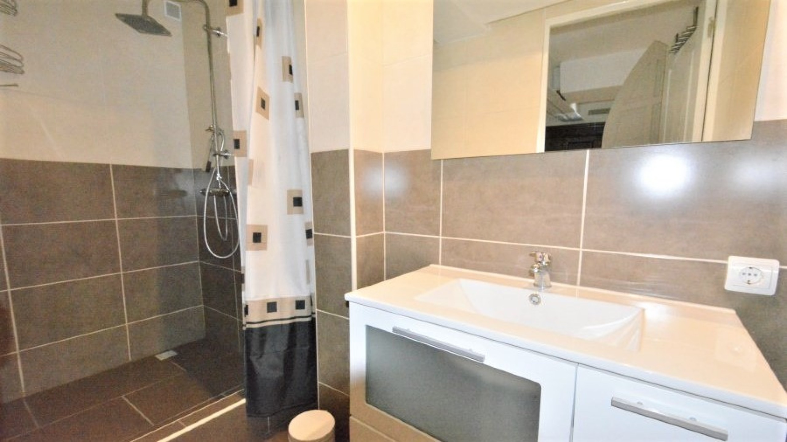 Vakantievilla's Costa Brava Spanje - Villa Tropicana - Badkamer