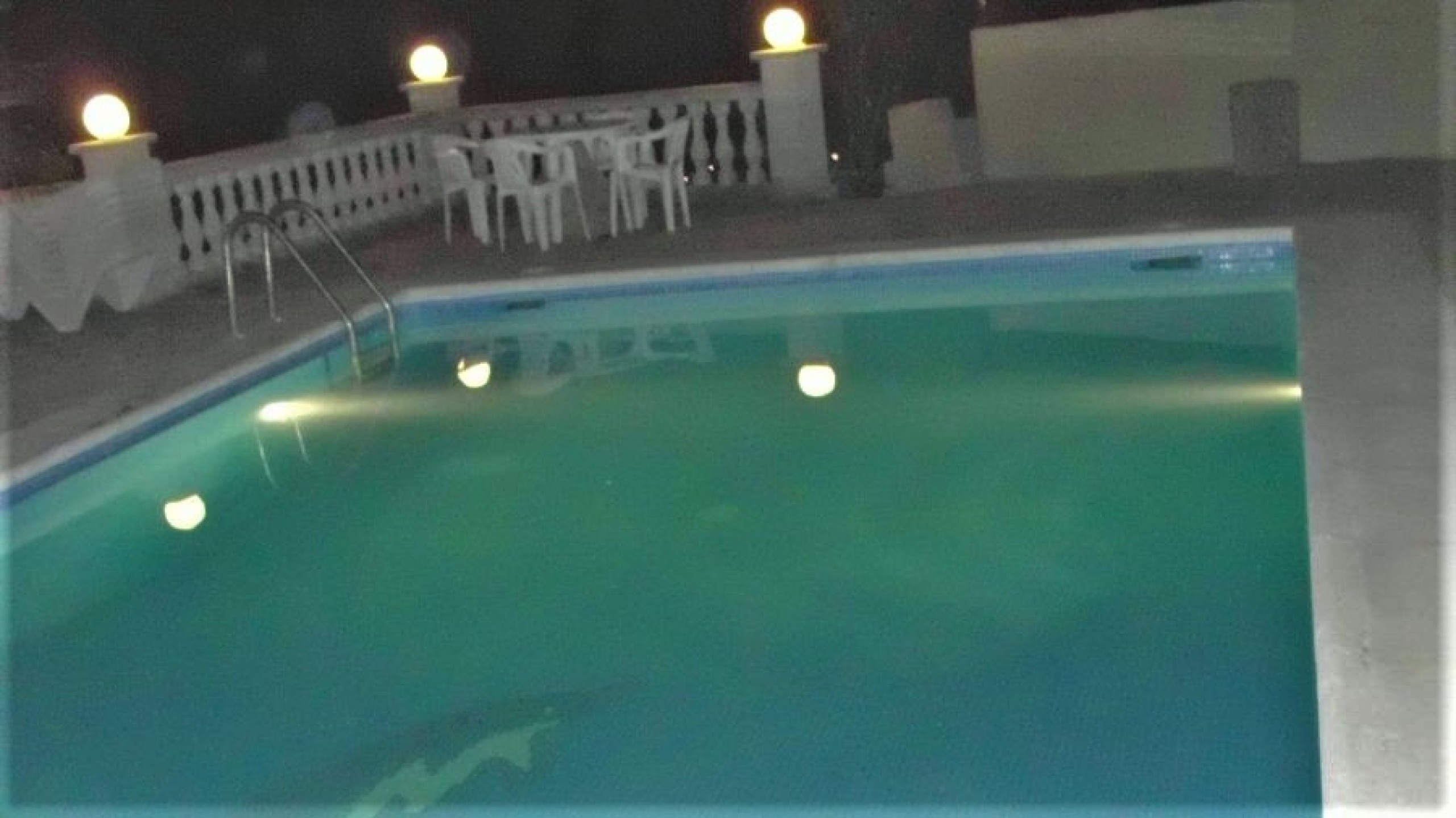 Vakantievilla's Costa Brava Spanje - Villa Tropicana - Zwembad