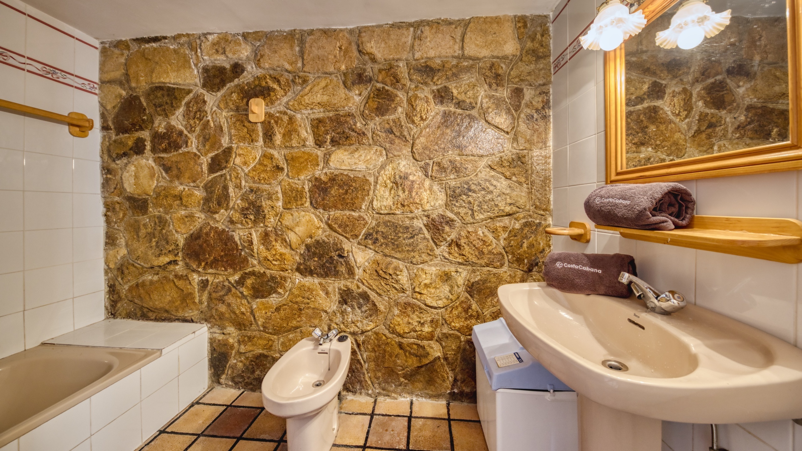 Vakantievilla's Costa Brava Spanje - Villa Janet - Badkamer