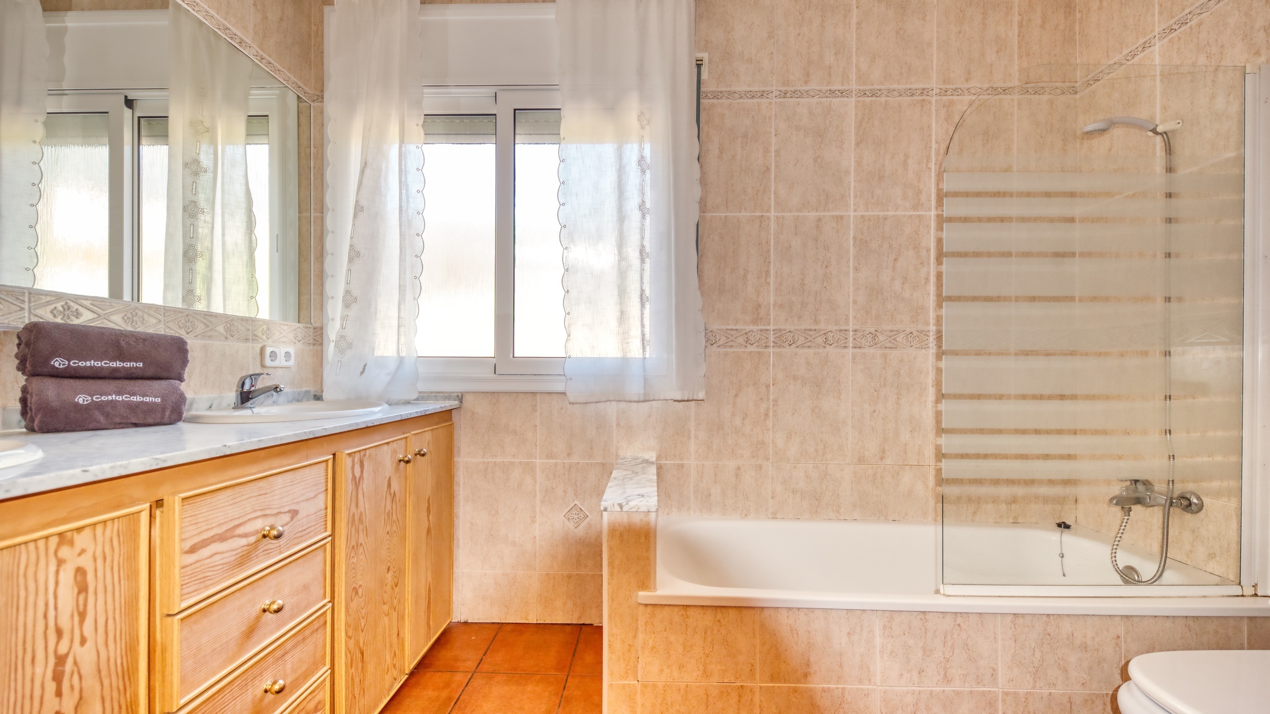 Vakantievilla's Costa Brava Spanje - Villa Valeria - Badkamer