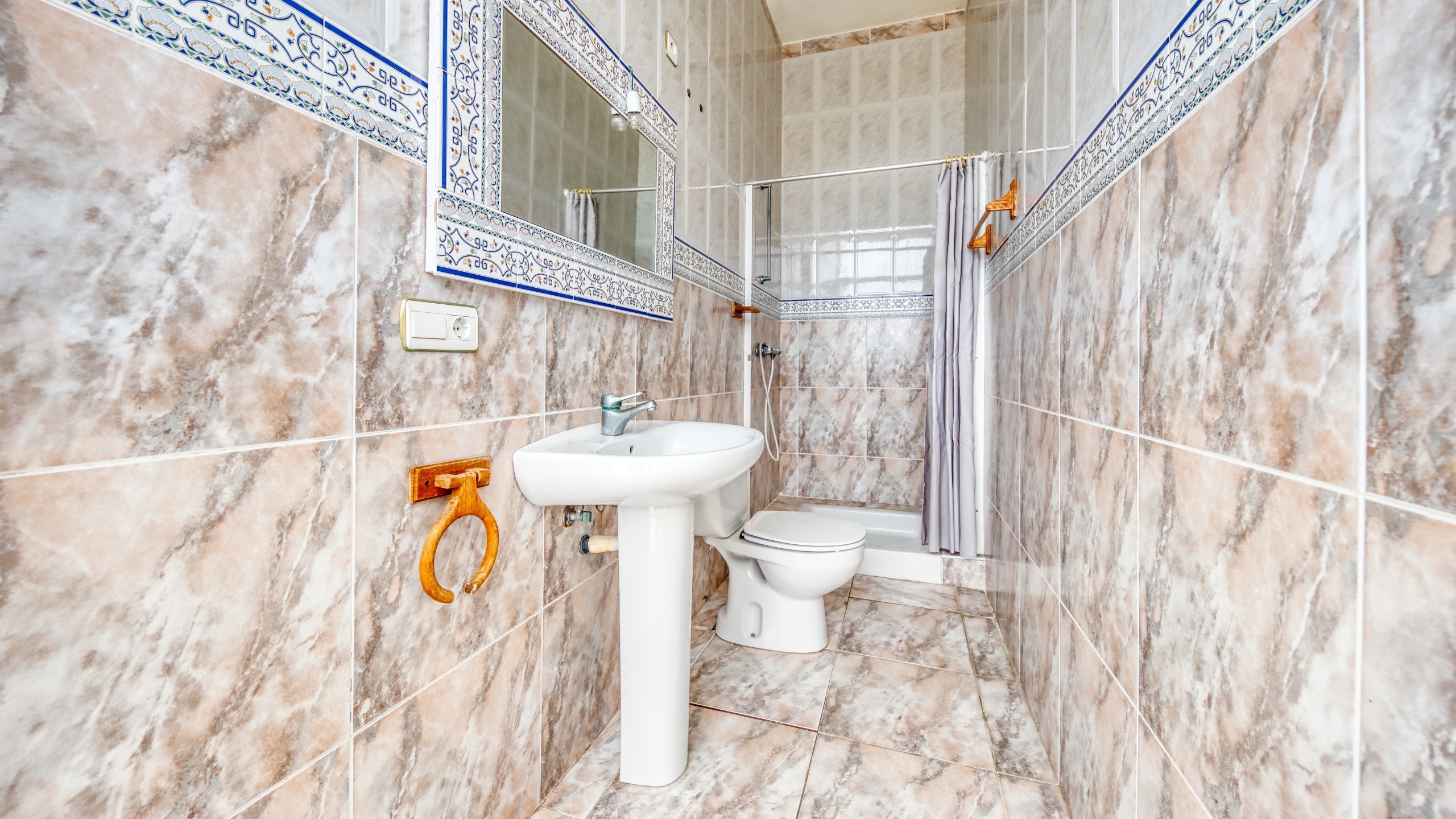 Vakantievilla's Costa Brava Spanje - Villa Sunrise - Badkamer