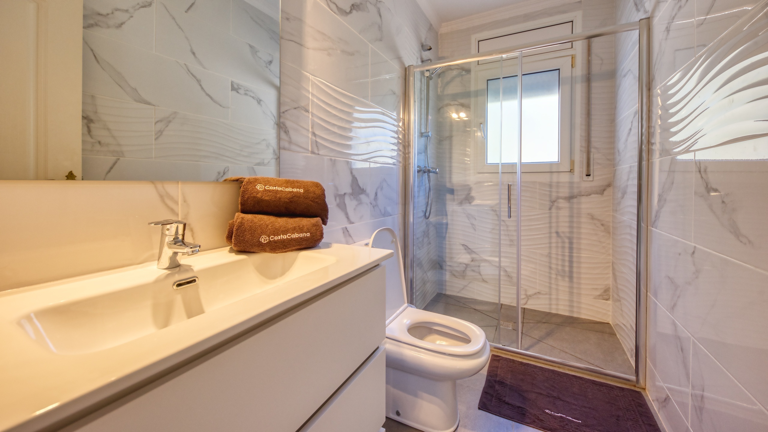 Vakantievilla's Costa Brava Spanje - Villa Sunrise - Badkamer