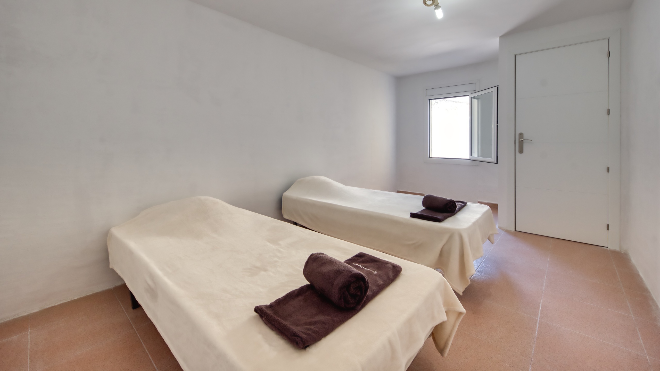 Vakantievilla's Costa Brava Spanje - Villa Sunrise - Slaapkamer