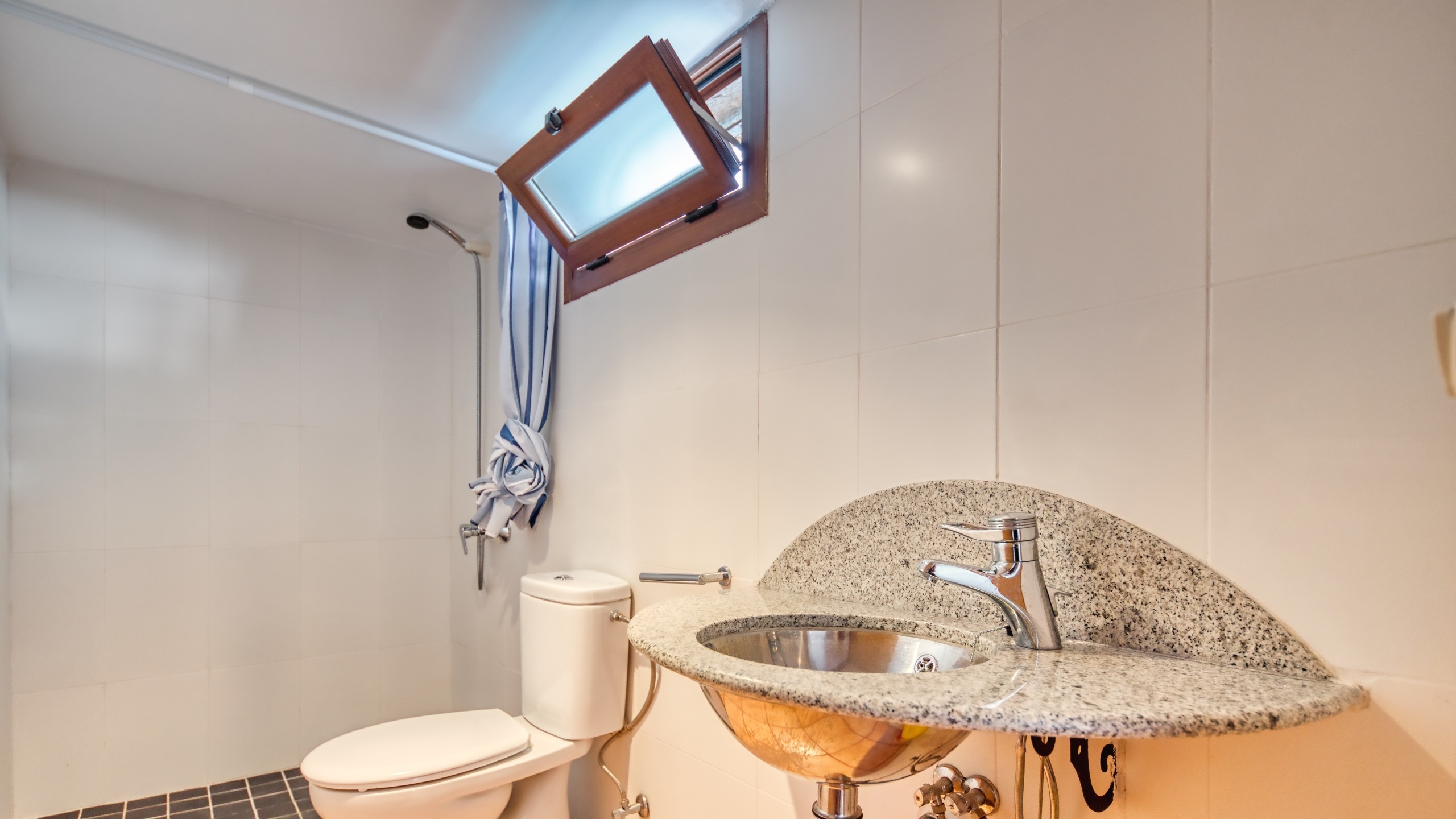 Vakantievilla's Costa Brava Spanje - Villa Verger - Badkamer