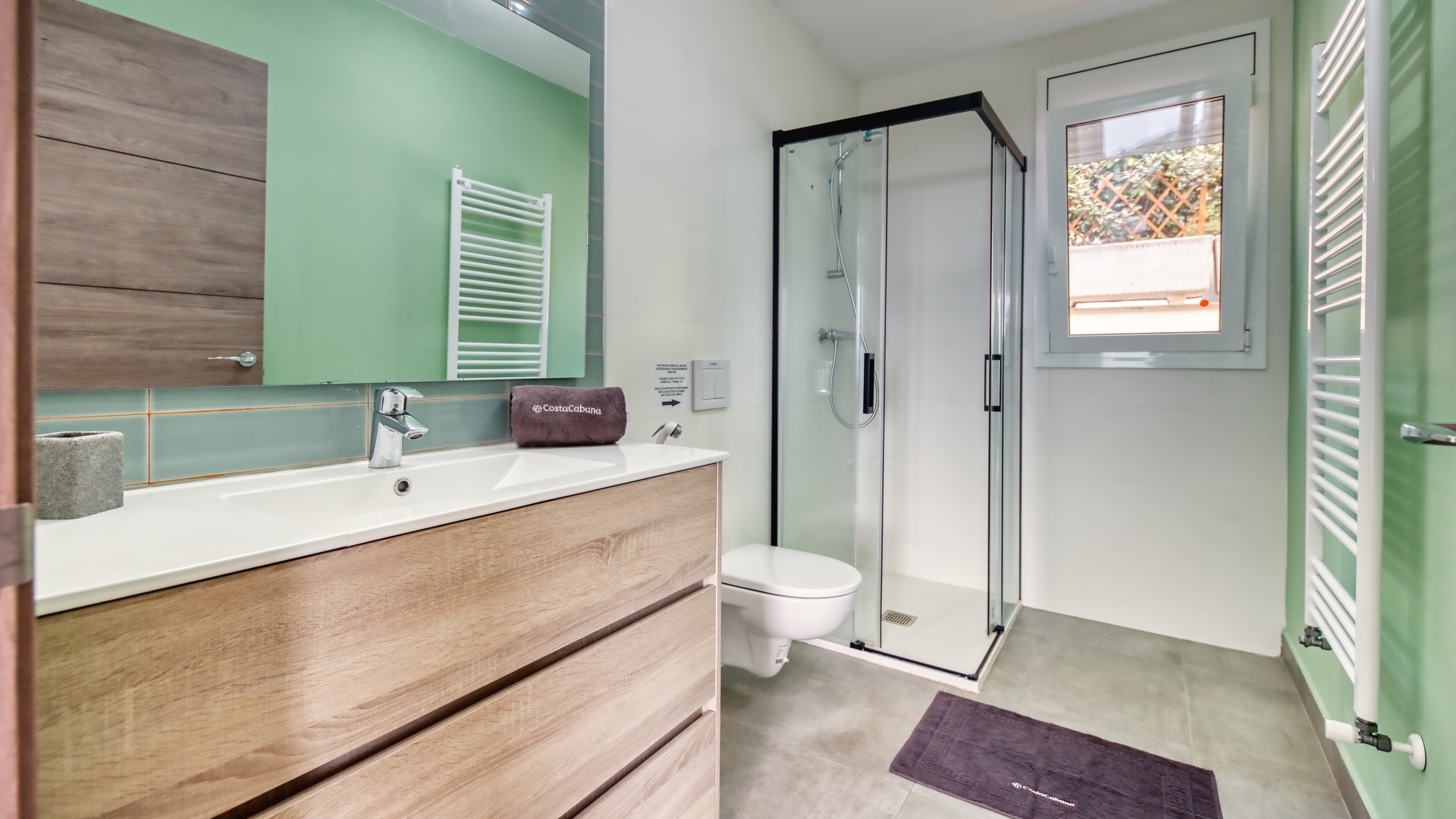 Vakantievilla's Costa Brava Spanje - Villa BellaVista - En-suite badkamer 