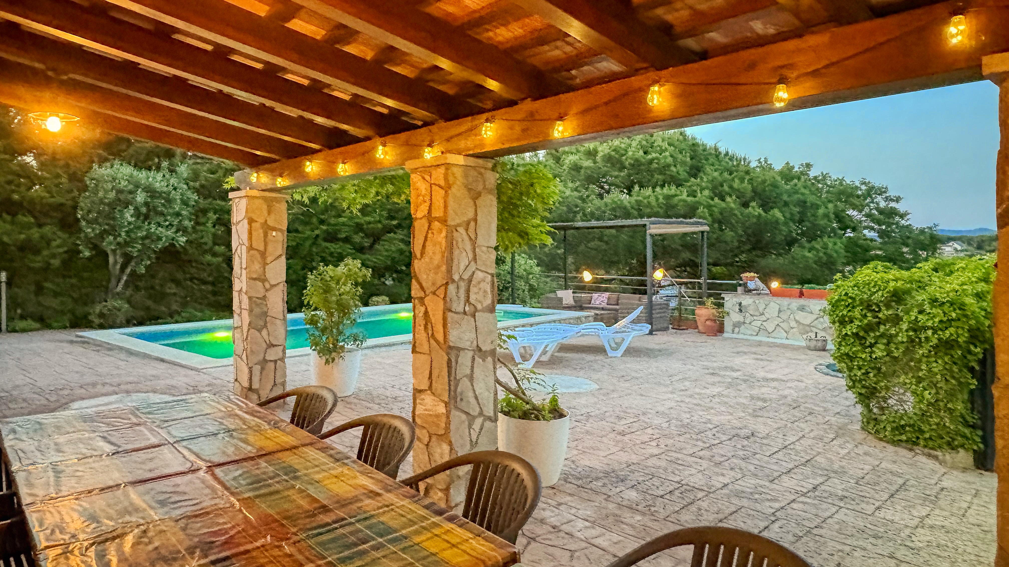 Vakantievilla's Costa Brava Spanje - Villa Iako - Eethoek