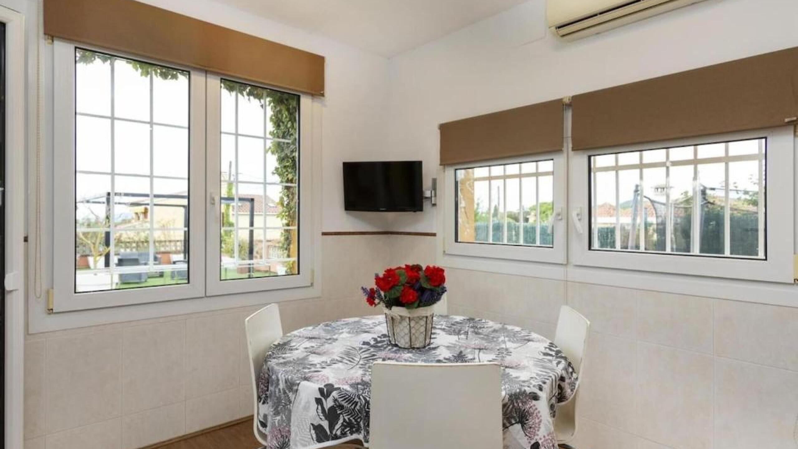 Vakantievilla's Costa Brava Spanje - Villa Soleia - Eethoek